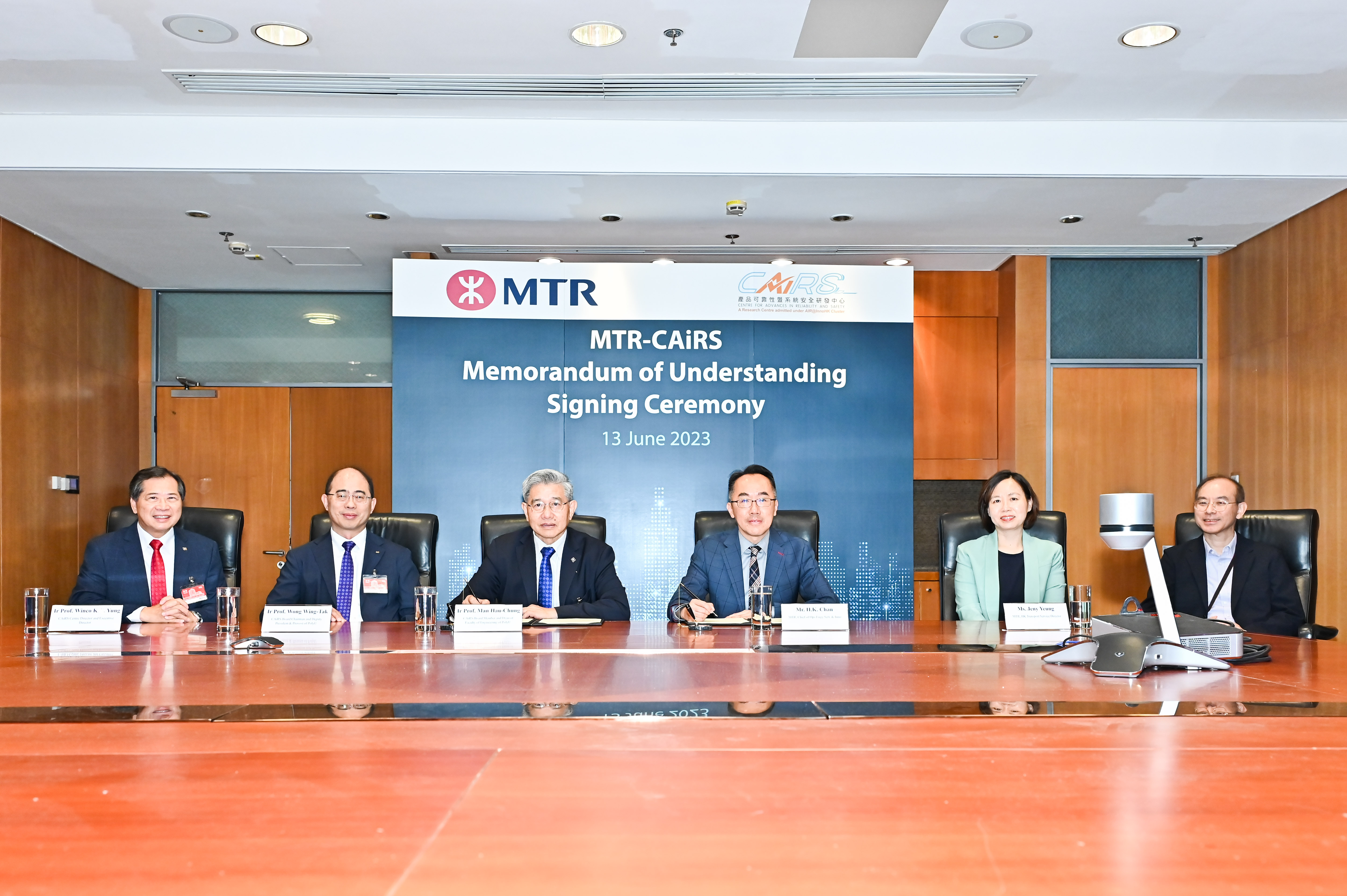 MTR MOU.jpg (2.18 MB)